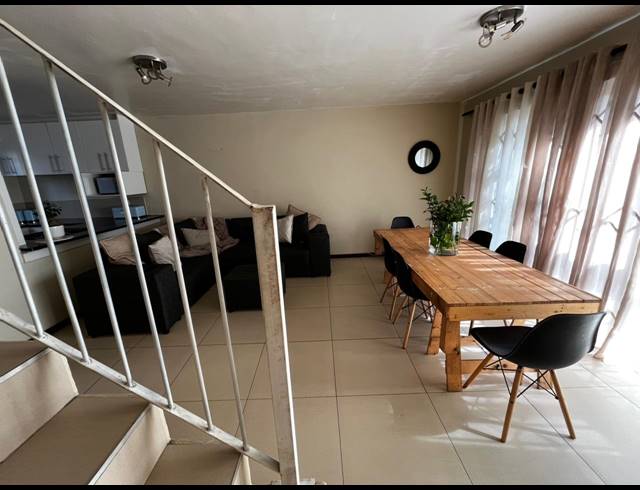 3 BEDROOM FLAT FOR SALE IN GLENWOOD